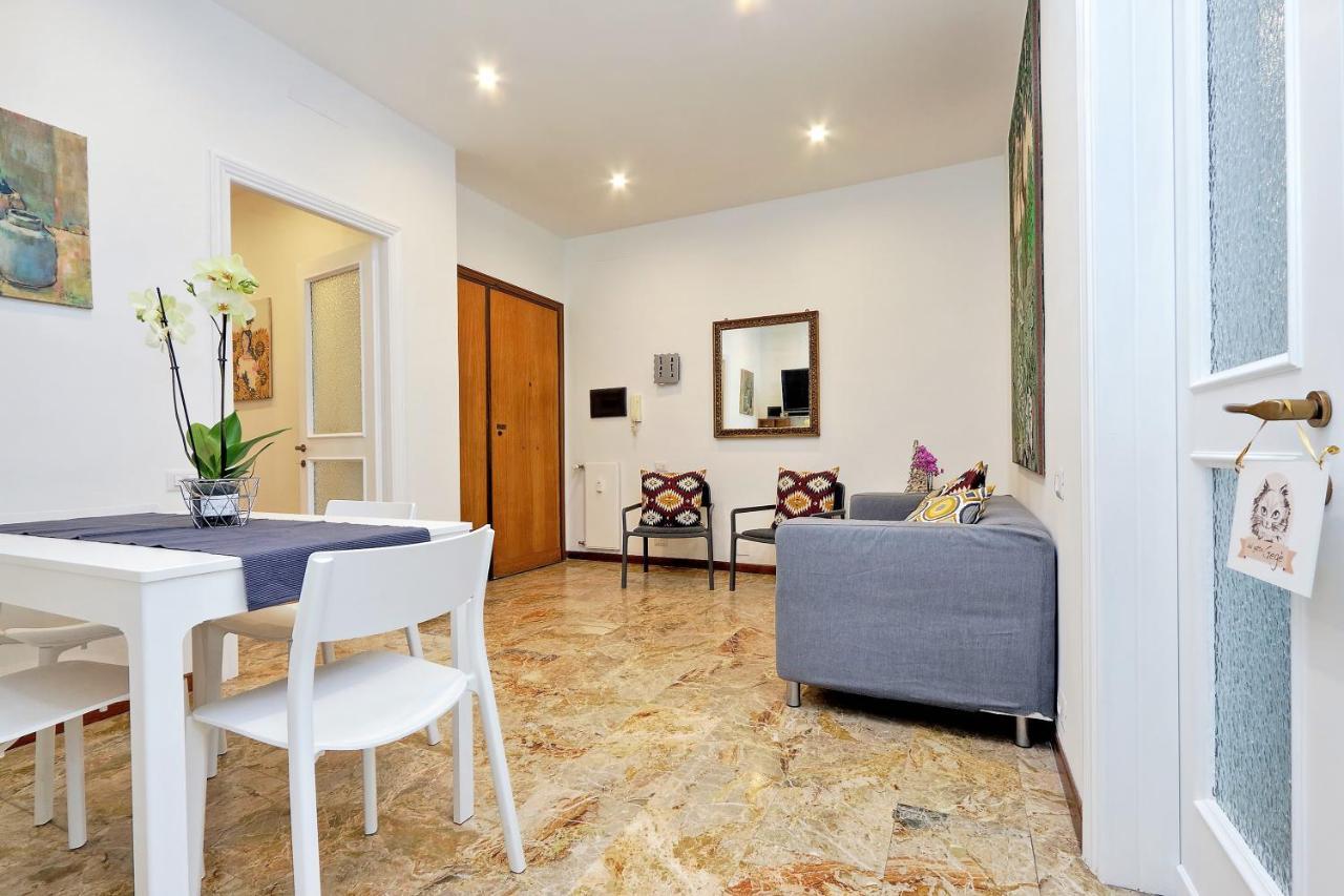 Ych-Trastevere Cozy Flat For 8 People Roma Exterior foto