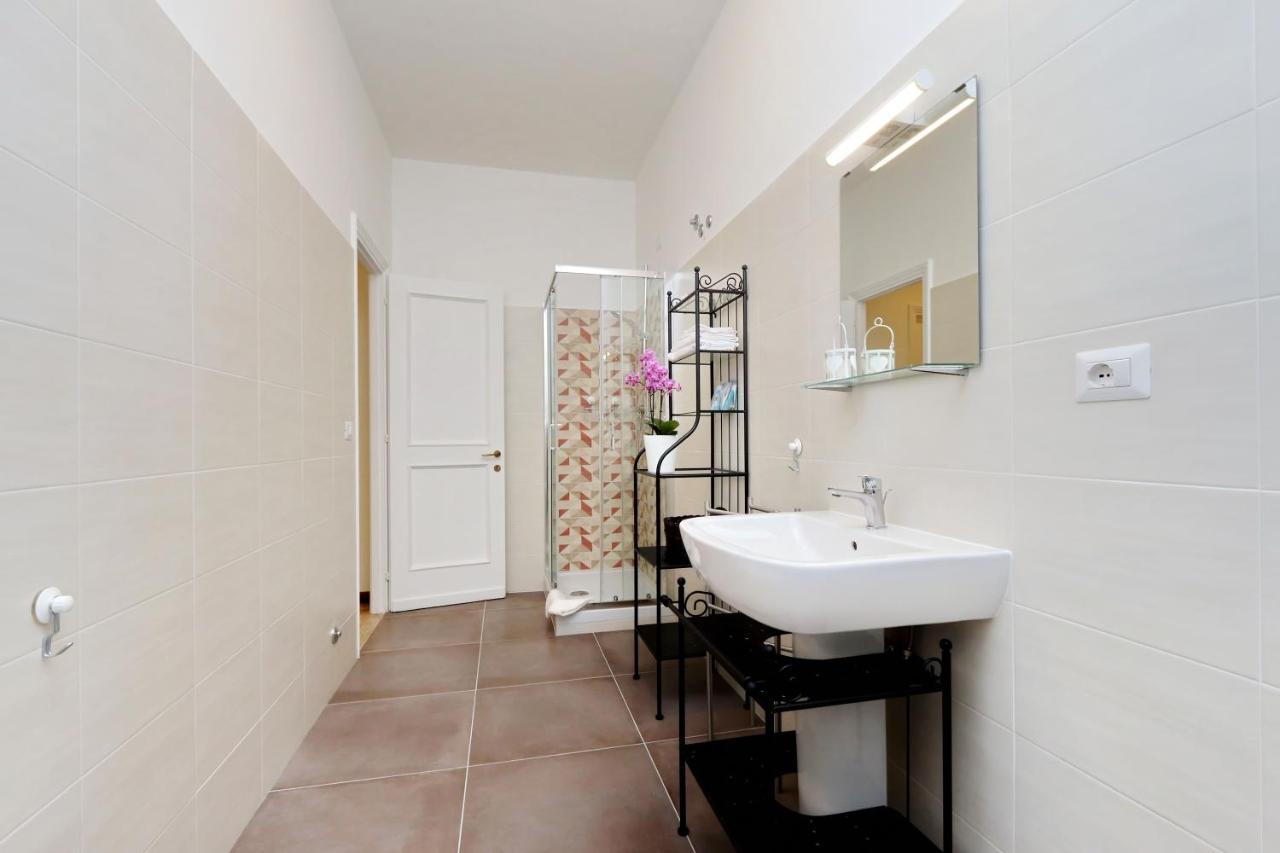 Ych-Trastevere Cozy Flat For 8 People Roma Exterior foto